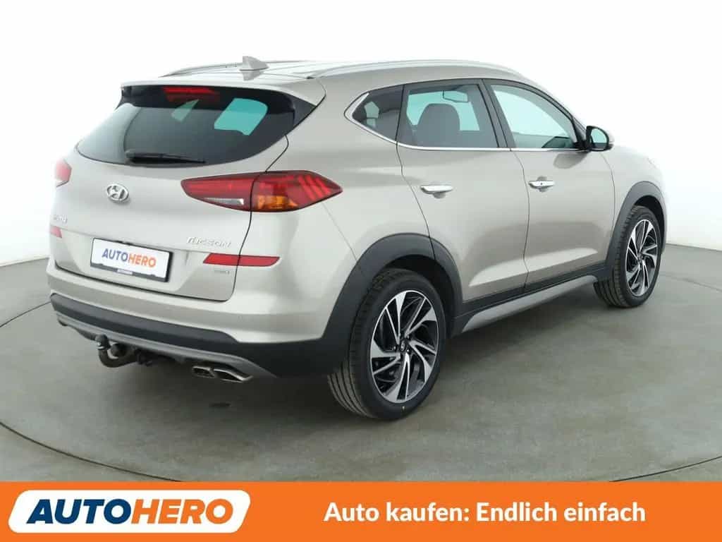 Hyundai Tucson 1.6 TGDI Premium 4WD Aut.*NAVI*360CAM*LED 06/2019-photo-4