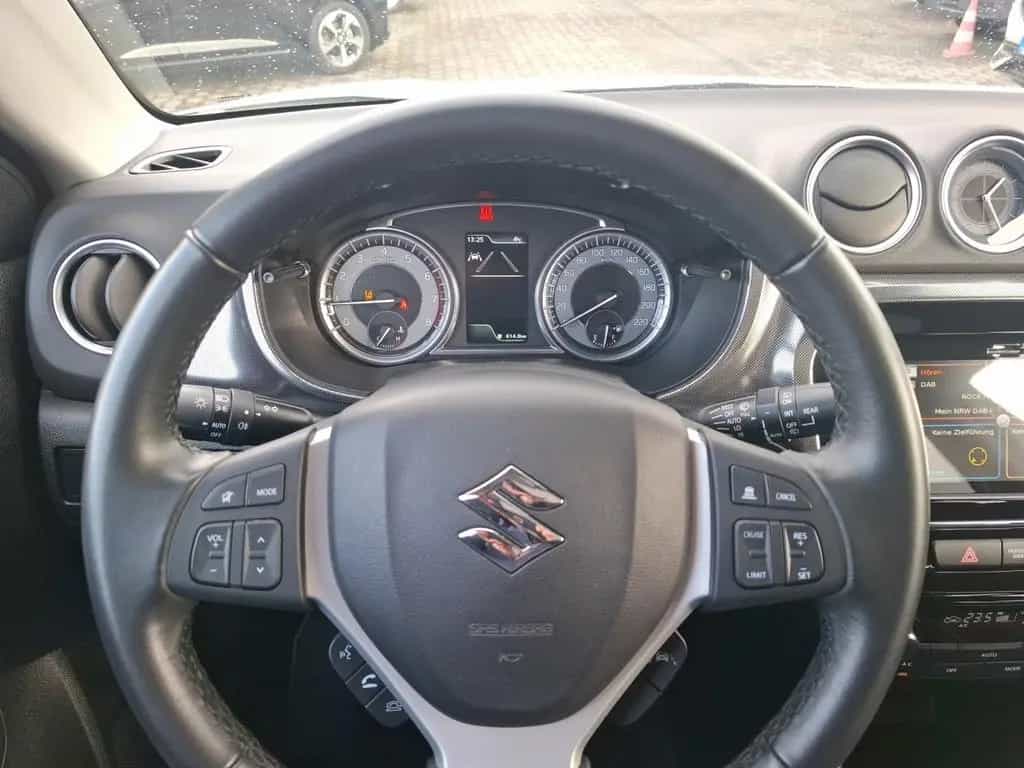 Suzuki Vitara 1.4 COMFORT PLUS+ NAVI PANORAMADACH DAB 12/2021-photo-11