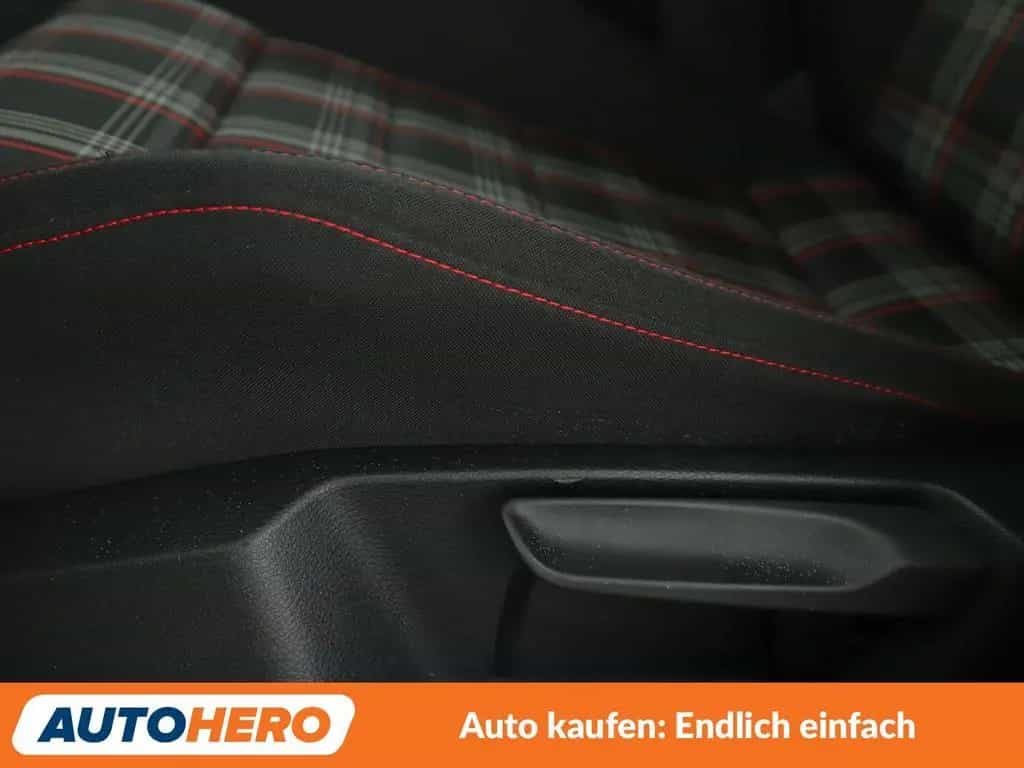 Volkswagen Golf VII 2.0 TSI GTI Performance BMT Aut.*NAVI* 09/2019-photo-25