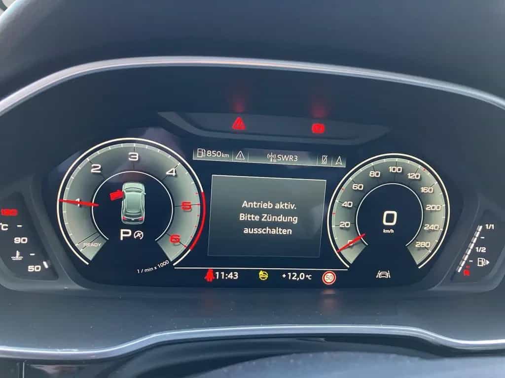 Audi Q3 Advanced 35TDI S-Tr. Business Paket Navi 09/2022-photo-12