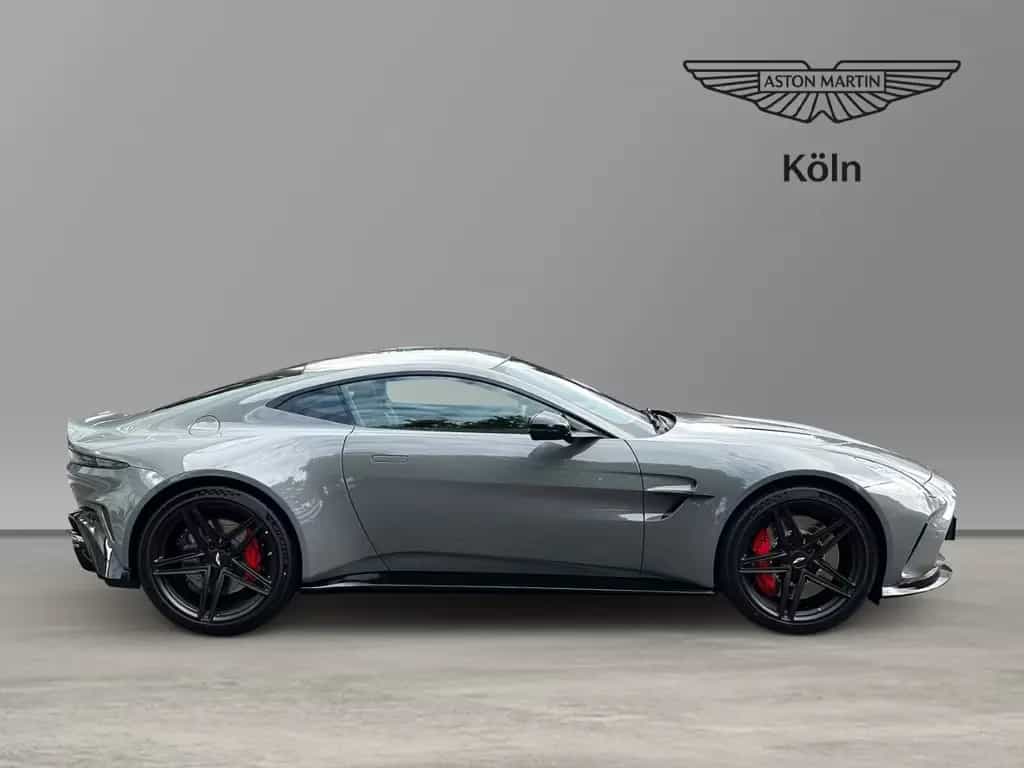 Aston Martin V8 Vantage Vantage China Grey / Onyx Black null-photo-2