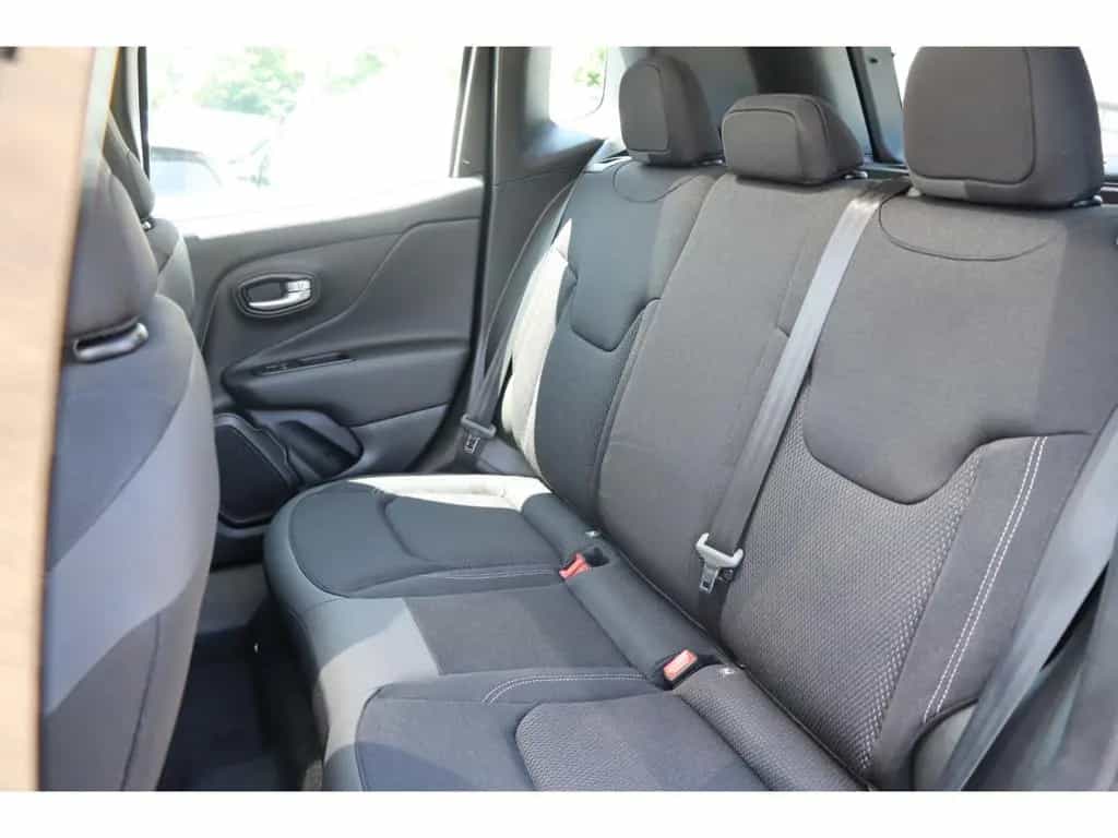 Jeep Renegade SUMMIT e-HYBRID 1.5 GSE T4 48V 130PS DC 09/2025-photo-11