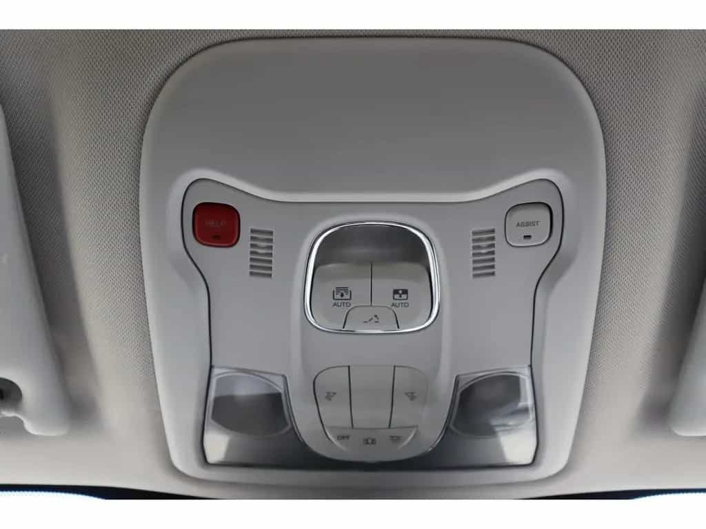 Jeep Renegade SUMMIT e-HYBRID 1.5 GSE T4 48V 130PS DC 09/2025-photo-39