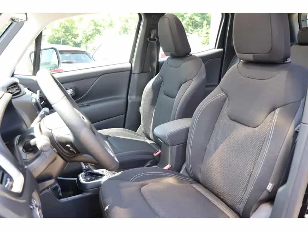 Jeep Renegade SUMMIT e-HYBRID 1.5 GSE T4 48V 130PS DC 09/2025-photo-9