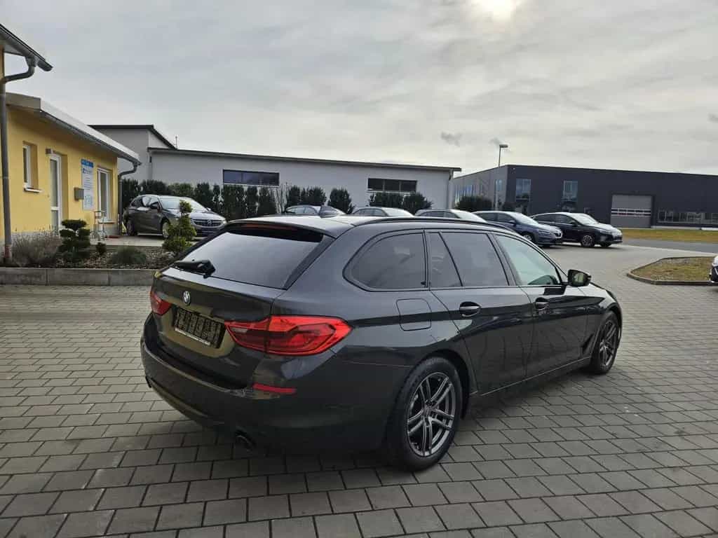BMW 520 5 Touring520 d xDrive Sport Line*Mild Hybrid 07/2020-photo-7