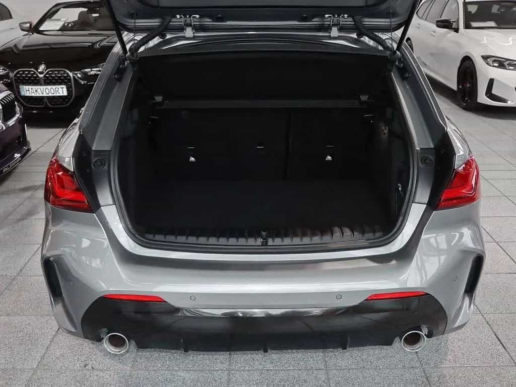 BMW 1 Series 120 d M Sport AHK Pano SH Harman 01/2023-photo-6