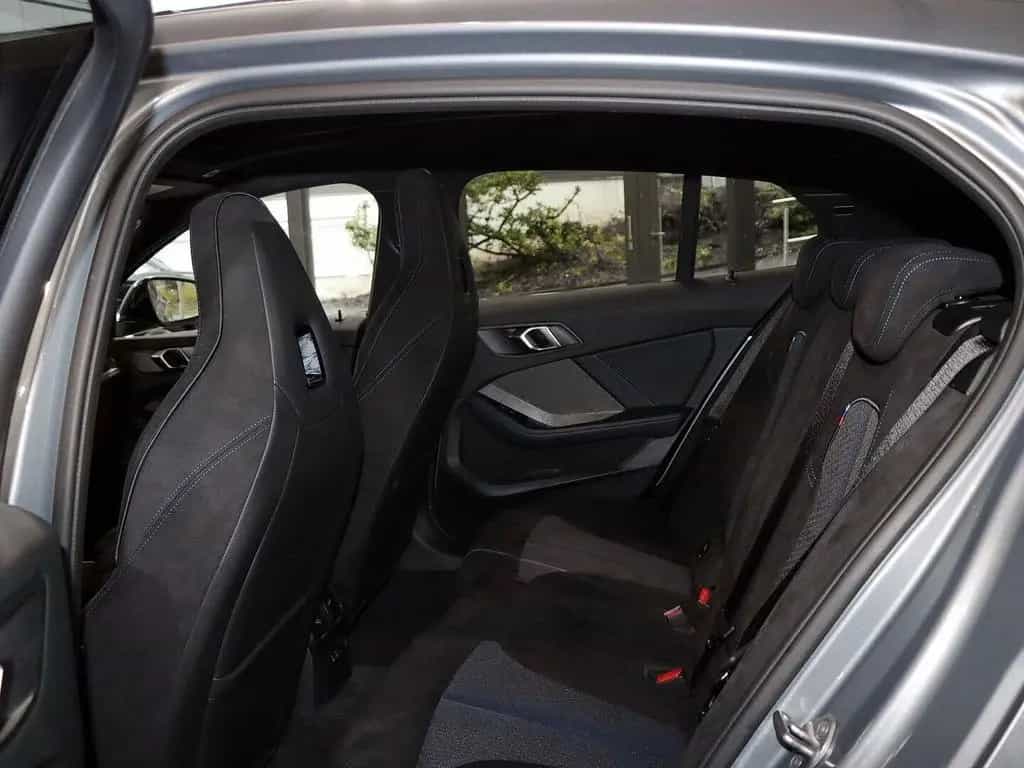BMW 1 Series 120 d M Sport AHK Pano SH Harman 01/2023-photo-7