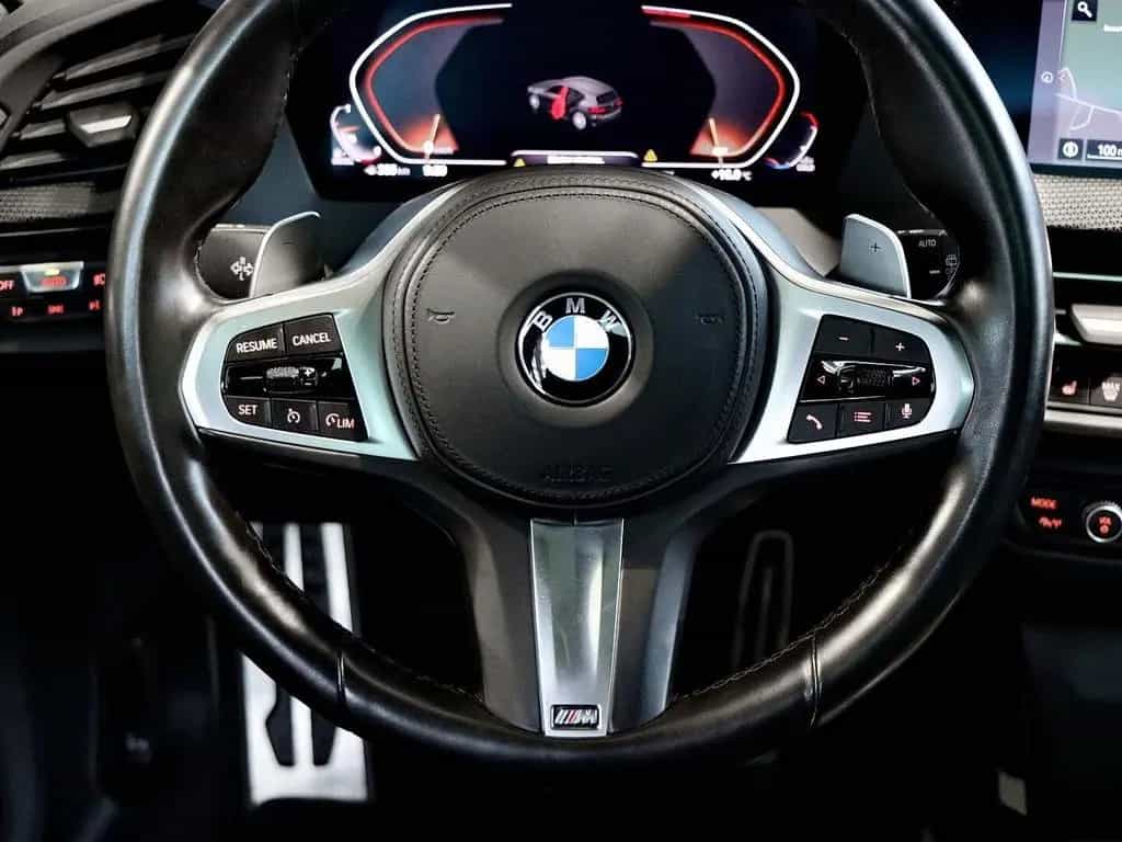 BMW 1 Series 120 d M Sport AHK Pano SH Harman 01/2023-photo-9