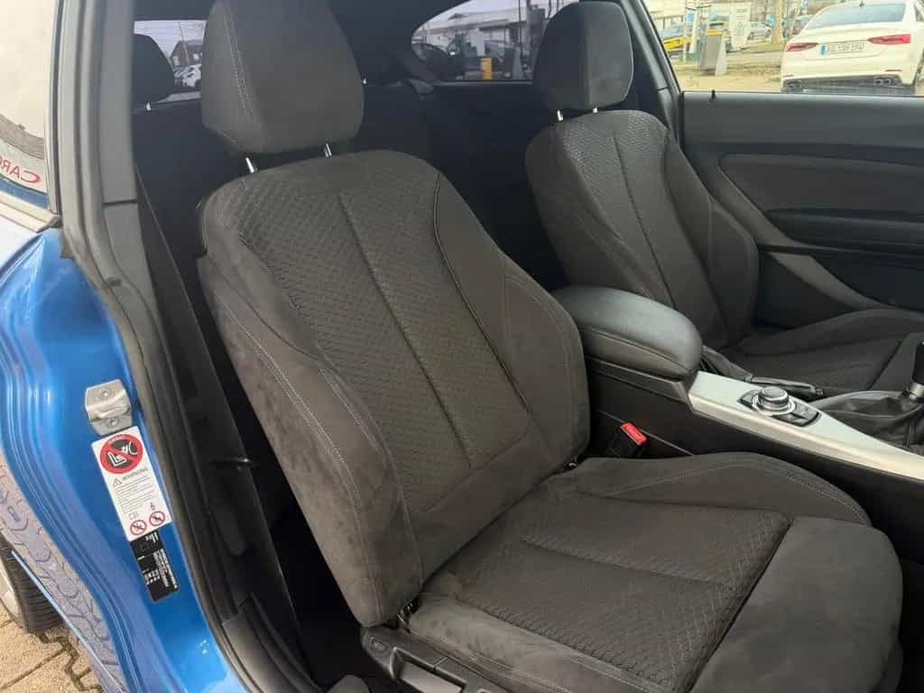BMW 1 Series 125i M-Paket 11/2012-photo-10
