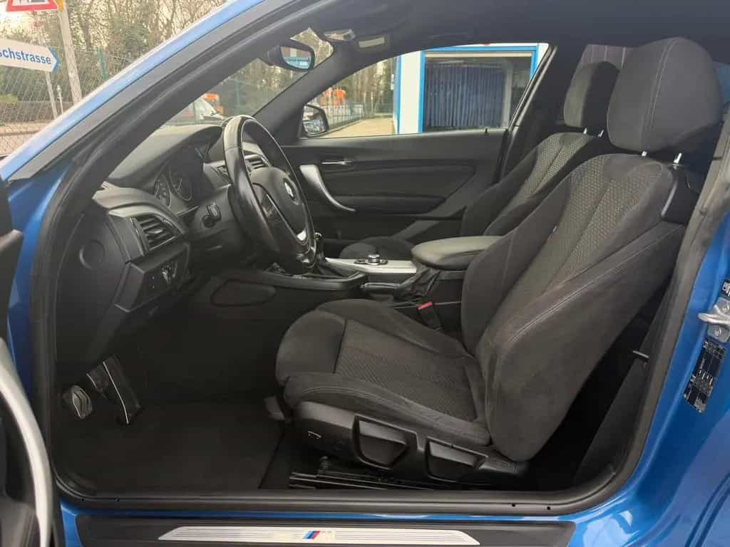 BMW 1 Series 125i M-Paket 11/2012-photo-18