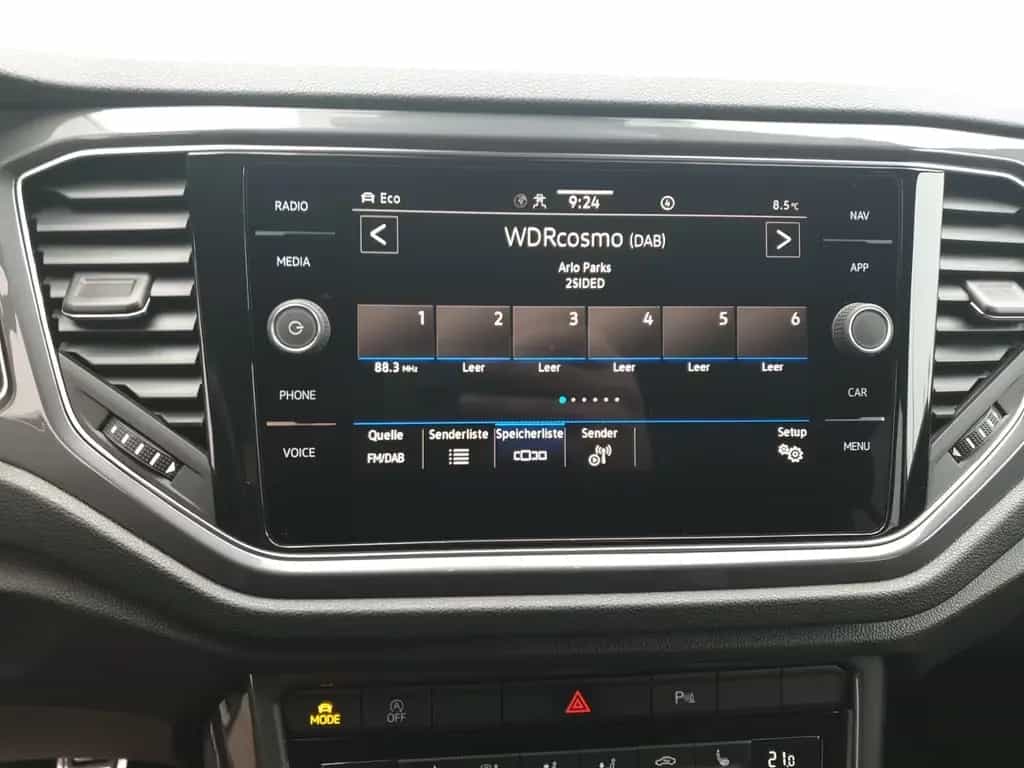 Volkswagen T-Roc 1.5 TSI R-LINE +AHK +LED +ACC +VIRTUAL +SH 01/2022-photo-12