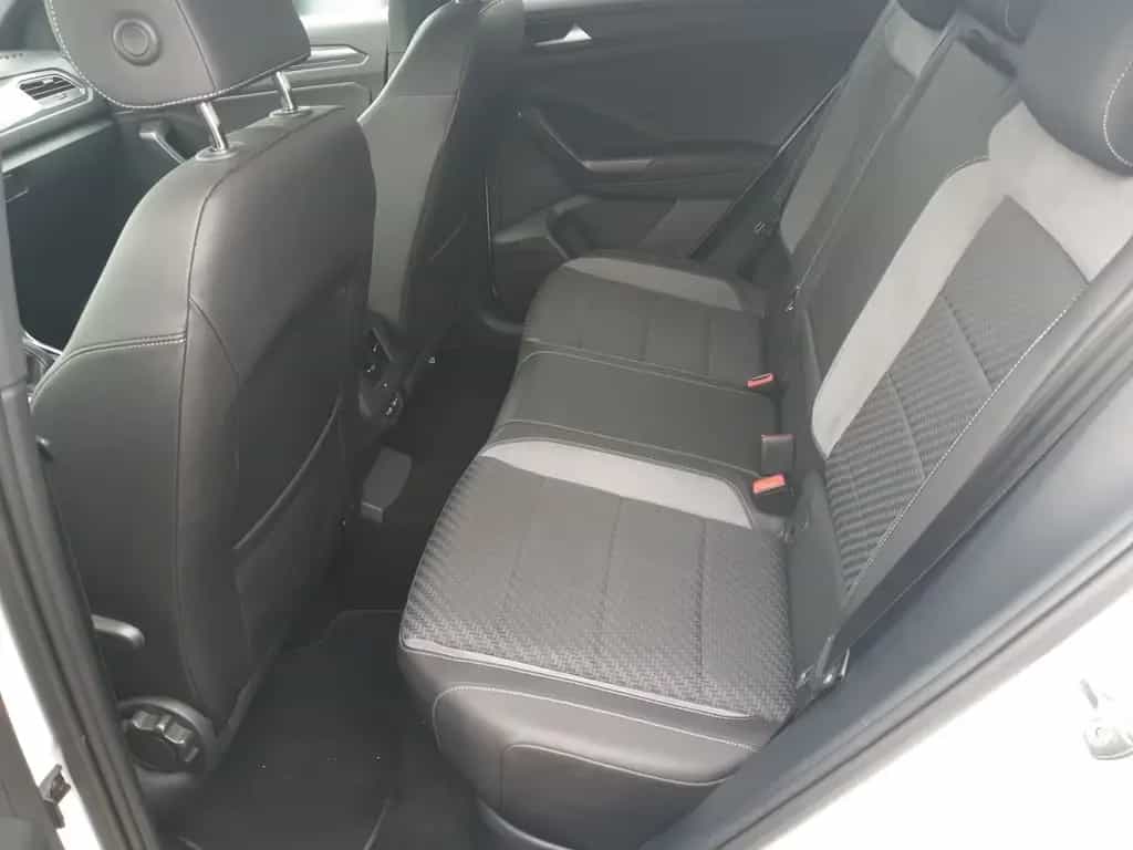 Volkswagen T-Roc 1.5 TSI R-LINE +AHK +LED +ACC +VIRTUAL +SH 01/2022-photo-14