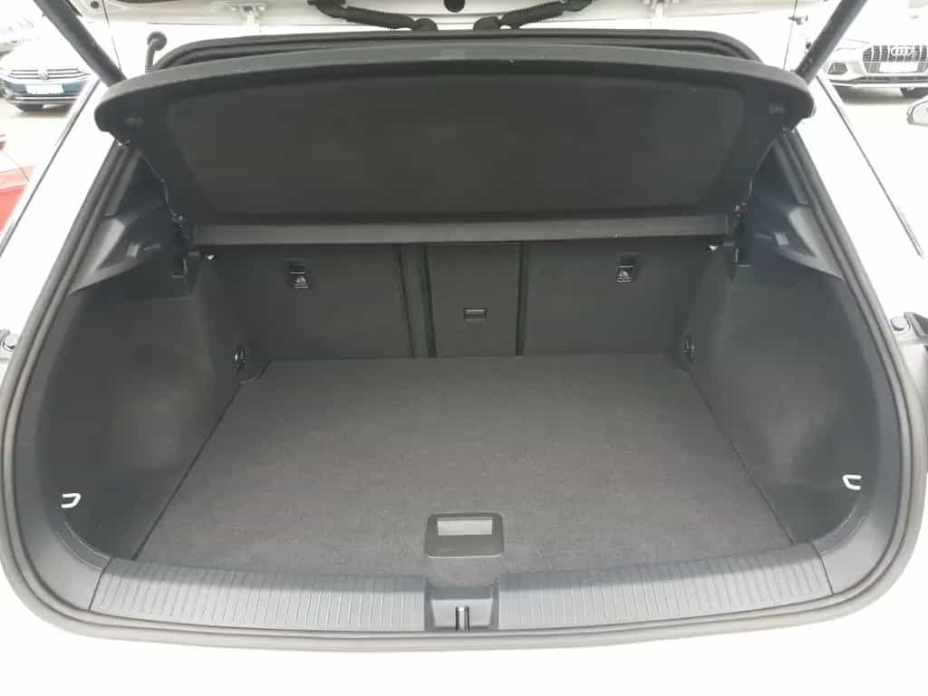 Volkswagen T-Roc 1.5 TSI R-LINE +AHK +LED +ACC +VIRTUAL +SH 01/2022-photo-15