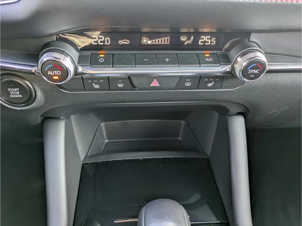 Mazda 3 Homura HUD Navi LED ACC Apple CarPlay SHZ Klim 02/2023-photo-12