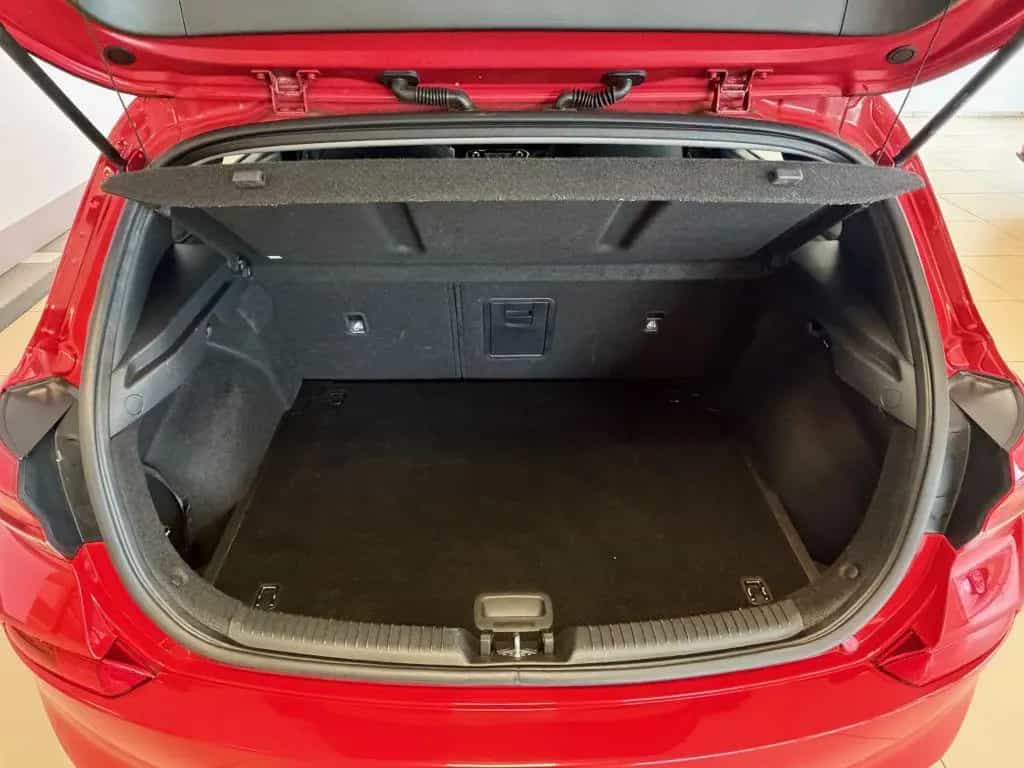 Hyundai i30 1.4 Trend +Navi+Sitzheizung+Carplay+R.Kamera 03/2018-photo-14