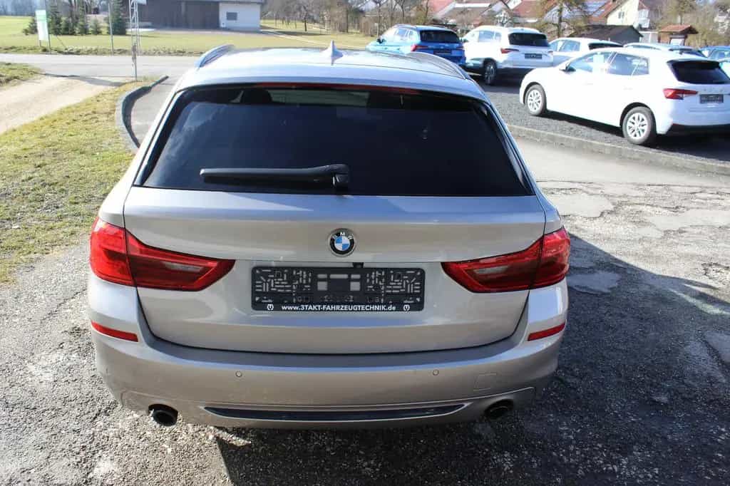 BMW 5 Series 520 d  Sport Line Touring+AHK+Shadow 02/2019-photo-5