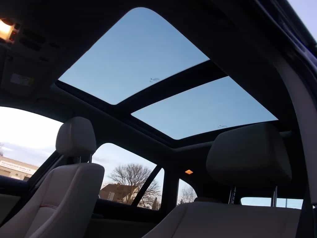 BMW X1 18 i sDrive 05/2015-photo-11