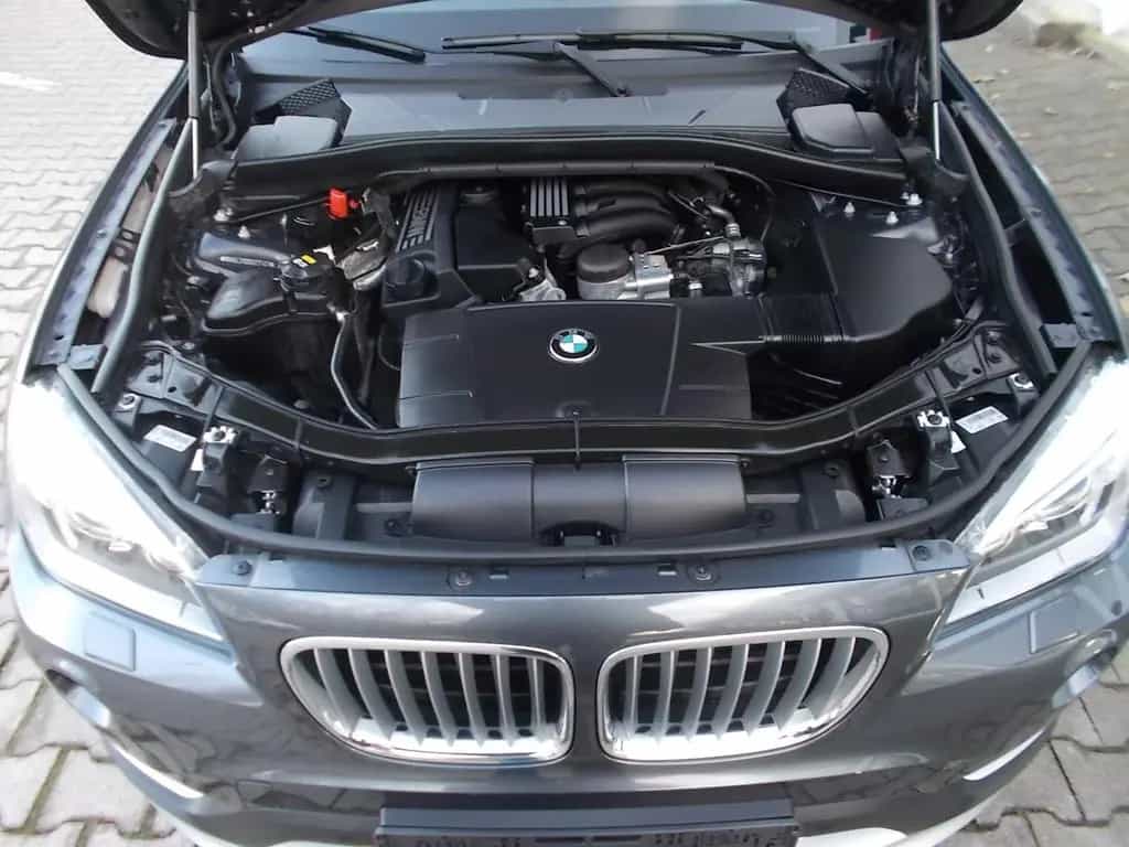 BMW X1 18 i sDrive 05/2015-photo-21
