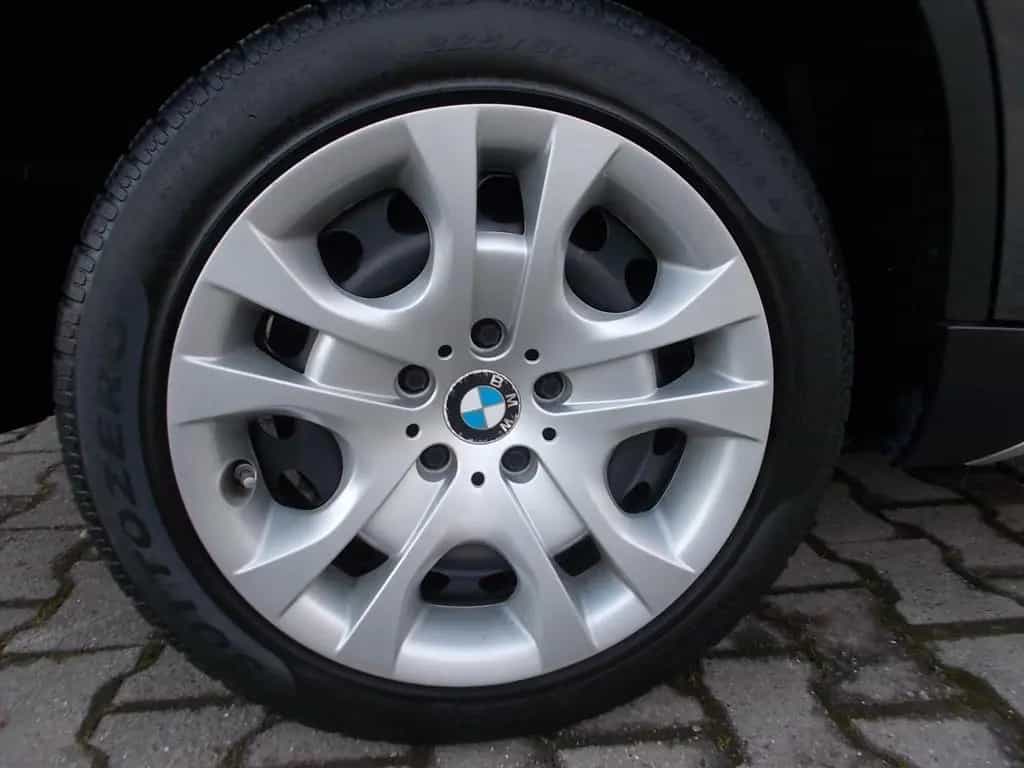 BMW X1 18 i sDrive 05/2015-photo-25