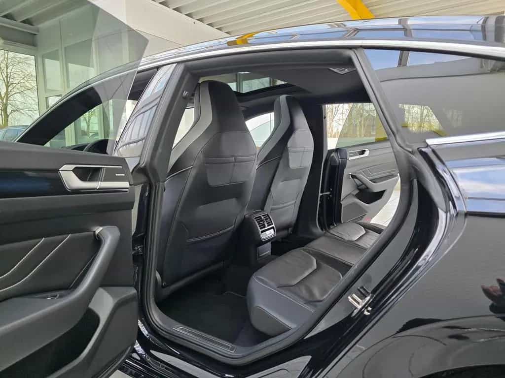 Volkswagen Arteon R-Line Panorama Stand-Hzg Harman/Kardon 11/2021-photo-14