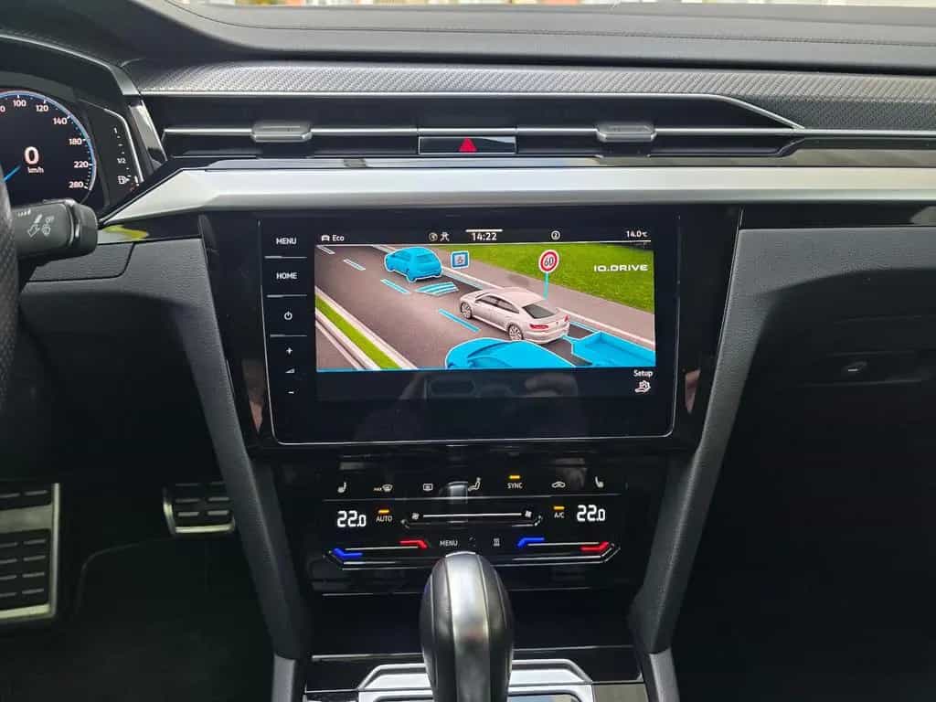 Volkswagen Arteon R-Line Panorama Stand-Hzg Harman/Kardon 11/2021-photo-42