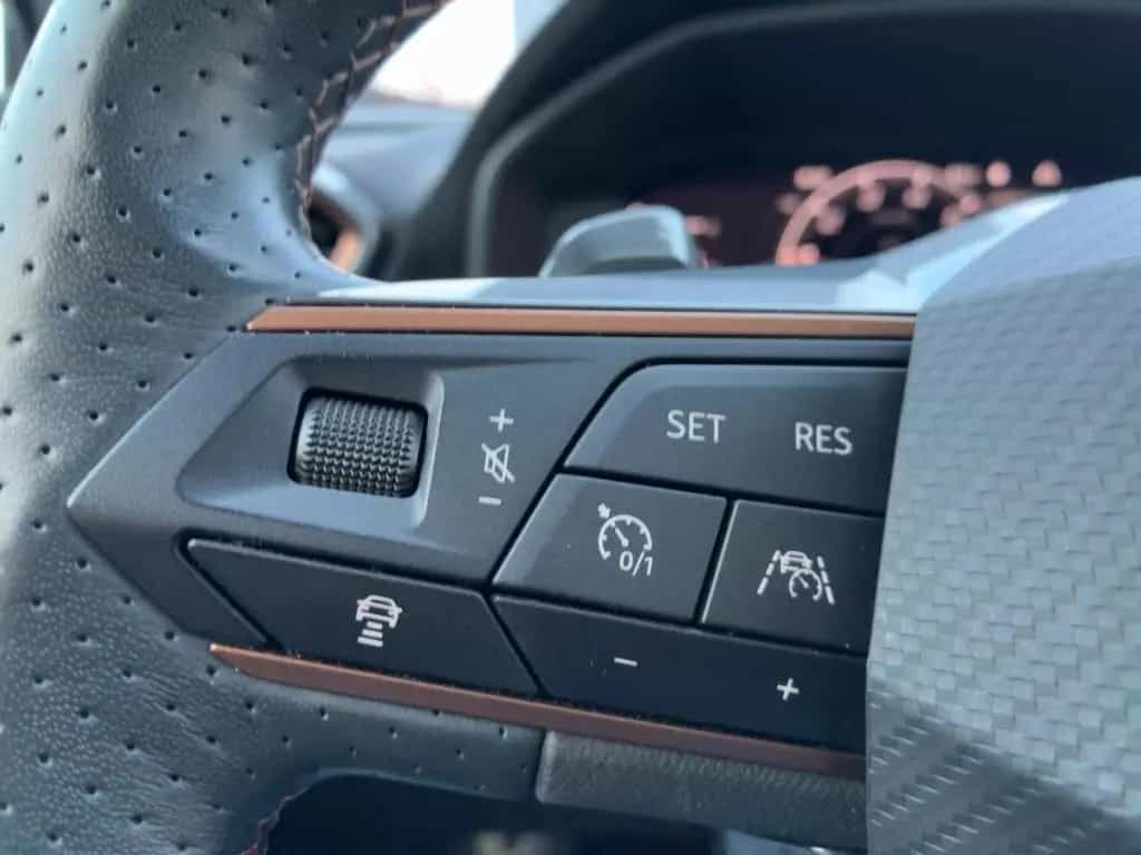 Cupra Formentor 1.5 TSI DSG Navi Parklenka. ACC Pano e 09/2022-photo-16