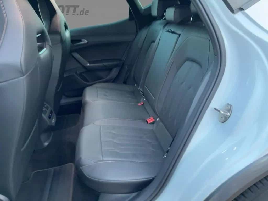 Cupra Formentor 1.5 TSI DSG Navi Parklenka. ACC Pano e 09/2022-photo-7