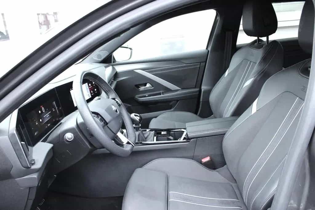 Opel Astra GS TOPVIEW LED NAVI WINTERPAKET KEYLESS 03/2024-photo-13