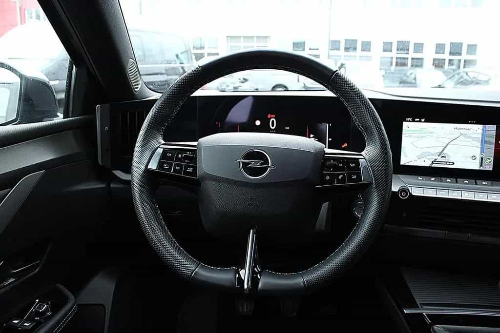 Opel Astra GS TOPVIEW LED NAVI WINTERPAKET KEYLESS 03/2024-photo-7