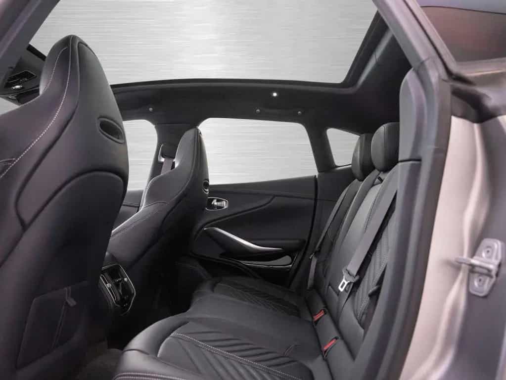 Aston Martin DBX 707 V8 4x4 12/2023-photo-12