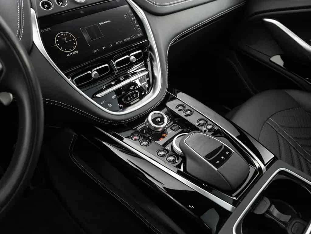 Aston Martin DBX 707 V8 4x4 12/2023-photo-9