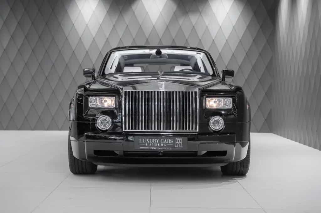 Rolls-Royce Phantom BLACK/WHITE STARLIGHT TABLES 04/2008-photo-1