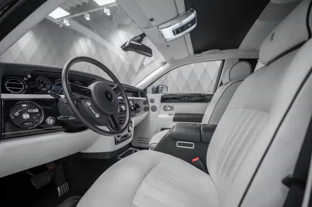 Rolls-Royce Phantom BLACK/WHITE STARLIGHT TABLES 04/2008-photo-12