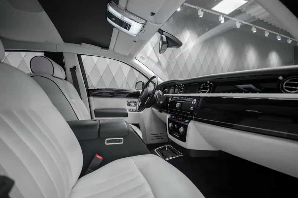 Rolls-Royce Phantom BLACK/WHITE STARLIGHT TABLES 04/2008-photo-14