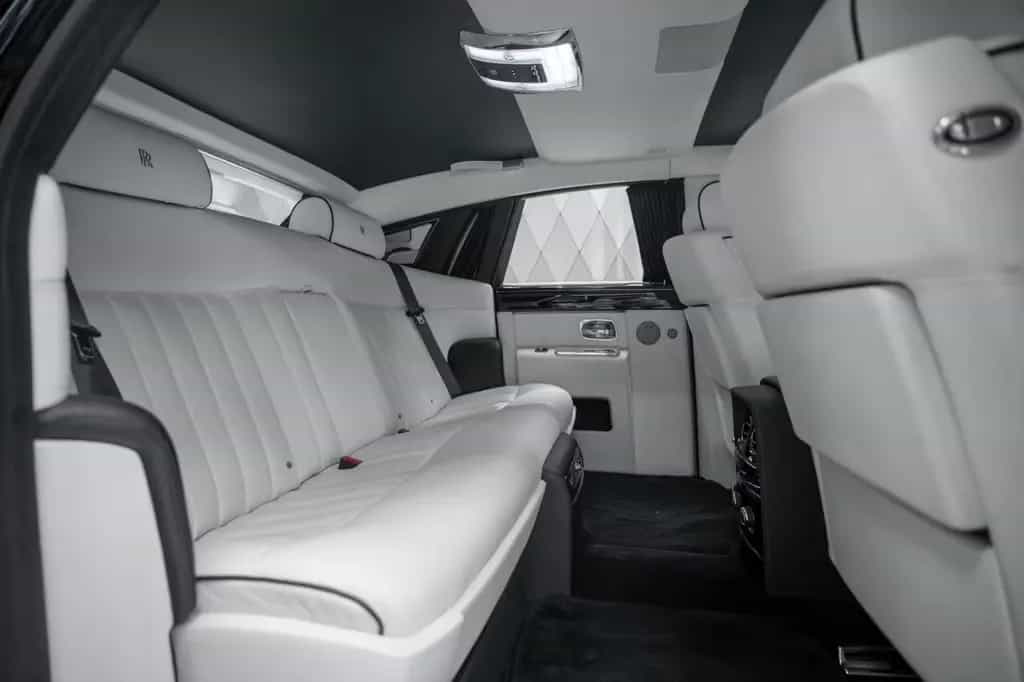 Rolls-Royce Phantom BLACK/WHITE STARLIGHT TABLES 04/2008-photo-16