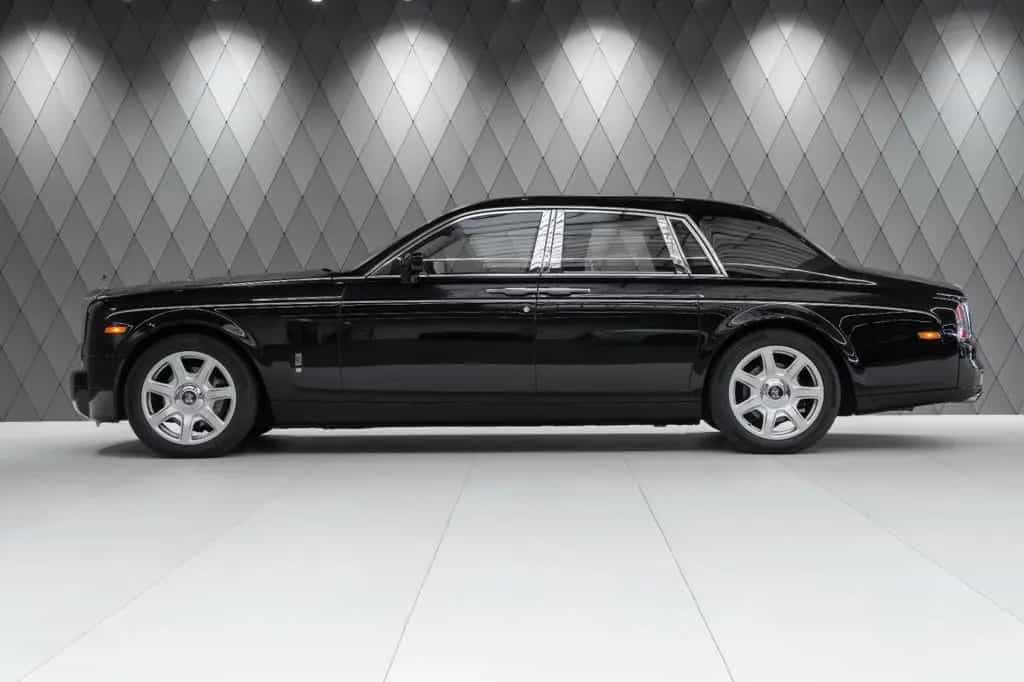 Rolls-Royce Phantom BLACK/WHITE STARLIGHT TABLES 04/2008-photo-3
