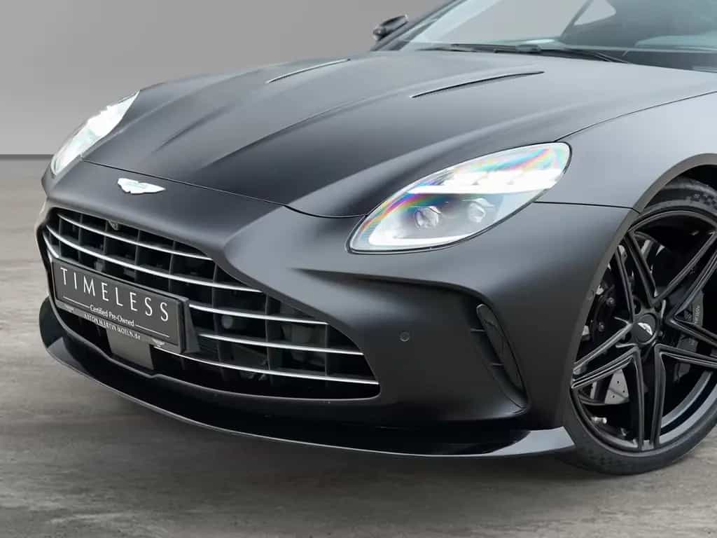 Aston Martin V8 Vantage Vantage V8 Coupe Satin Onyx Black / Onyx Black 06/2024-photo-9