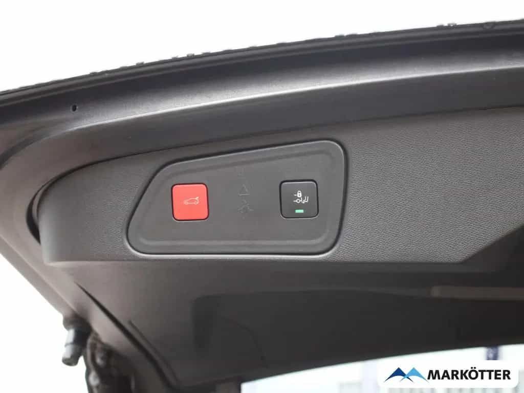 Peugeot 3008 GT Hybrid 136 e-DSC6 ACC/AHK/SHZ/CAM/KEYLES 01/2024-photo-19