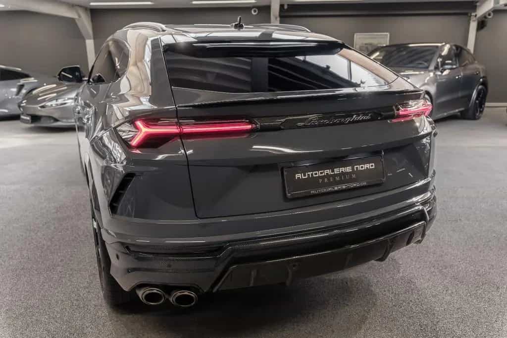Lamborghini Urus Pano+Adas+Akrapovic+TV+Full Carbon+B&O-3D 03/2021-photo-11