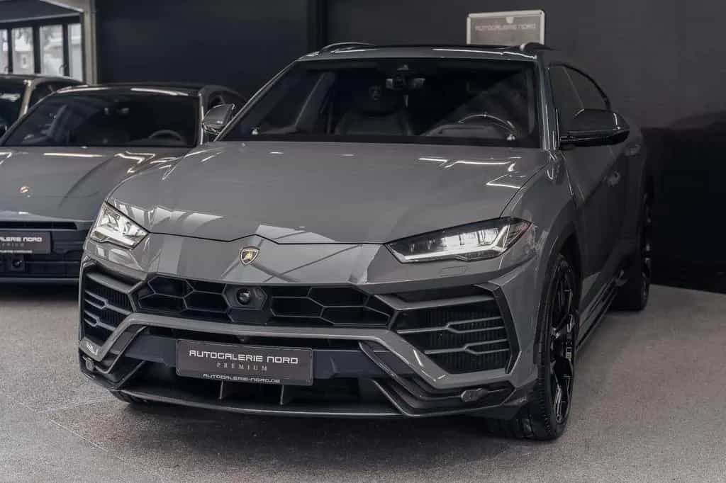 Lamborghini Urus Pano+Adas+Akrapovic+TV+Full Carbon+B&O-3D 03/2021-photo-2