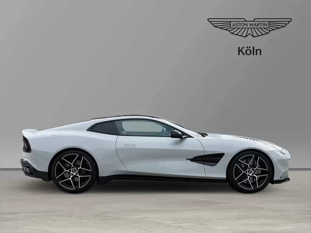 Aston Martin Vanquish V12 Coupe Apex Grey / Phantom Grey null-photo-2