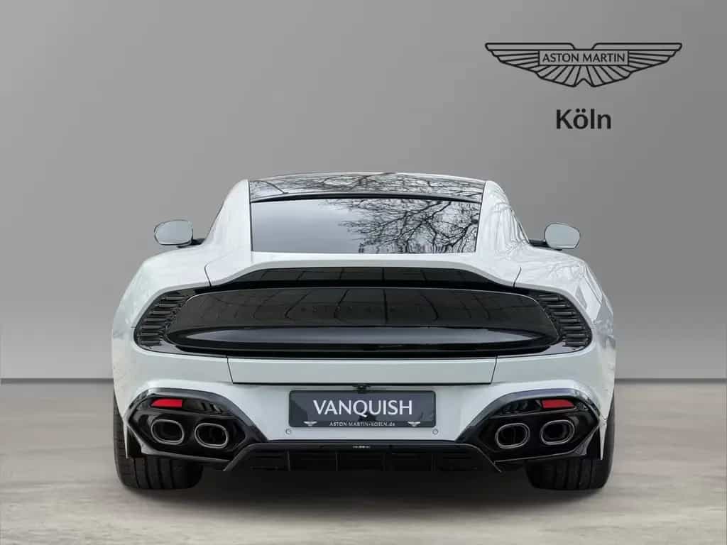 Aston Martin Vanquish V12 Coupe Apex Grey / Phantom Grey null-photo-4