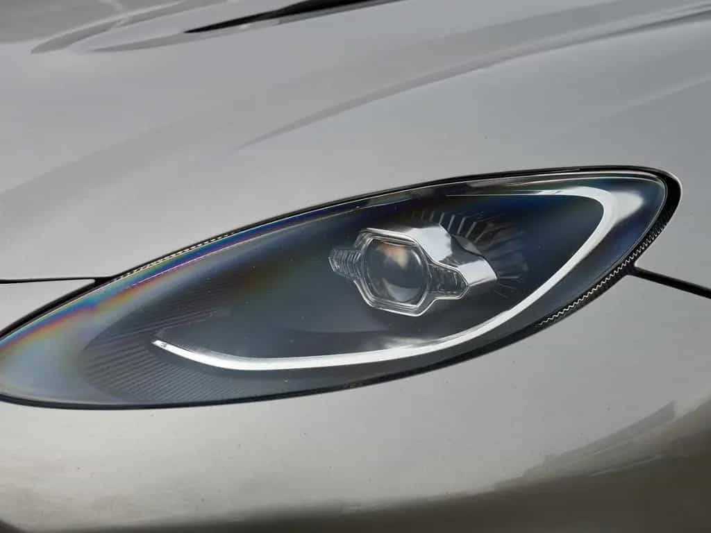 Aston Martin DBX 707 Aluminite Silver / Onyx Black 08/2024-photo-10
