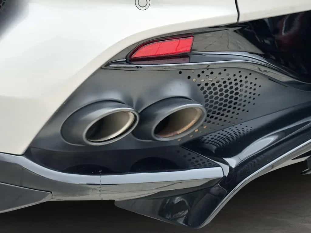 Aston Martin DBX 707 Aluminite Silver / Onyx Black 08/2024-photo-14