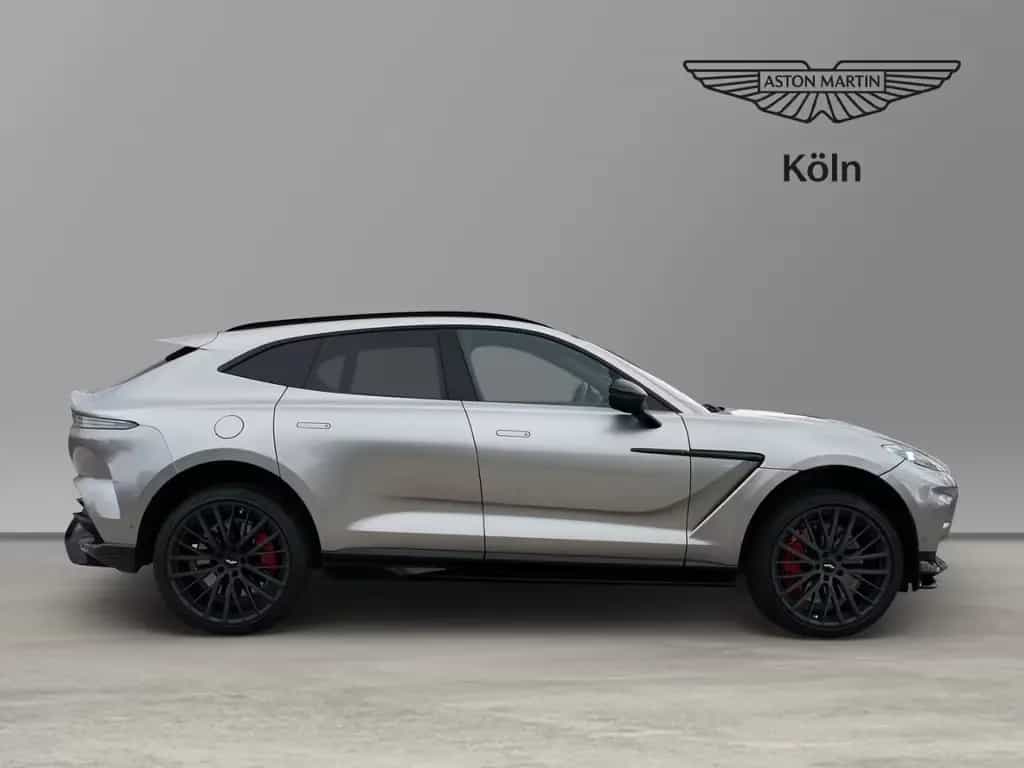Aston Martin DBX 707 Aluminite Silver / Onyx Black 08/2024-photo-2