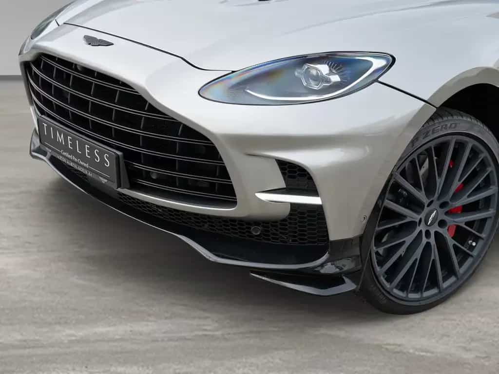Aston Martin DBX 707 Aluminite Silver / Onyx Black 08/2024-photo-9