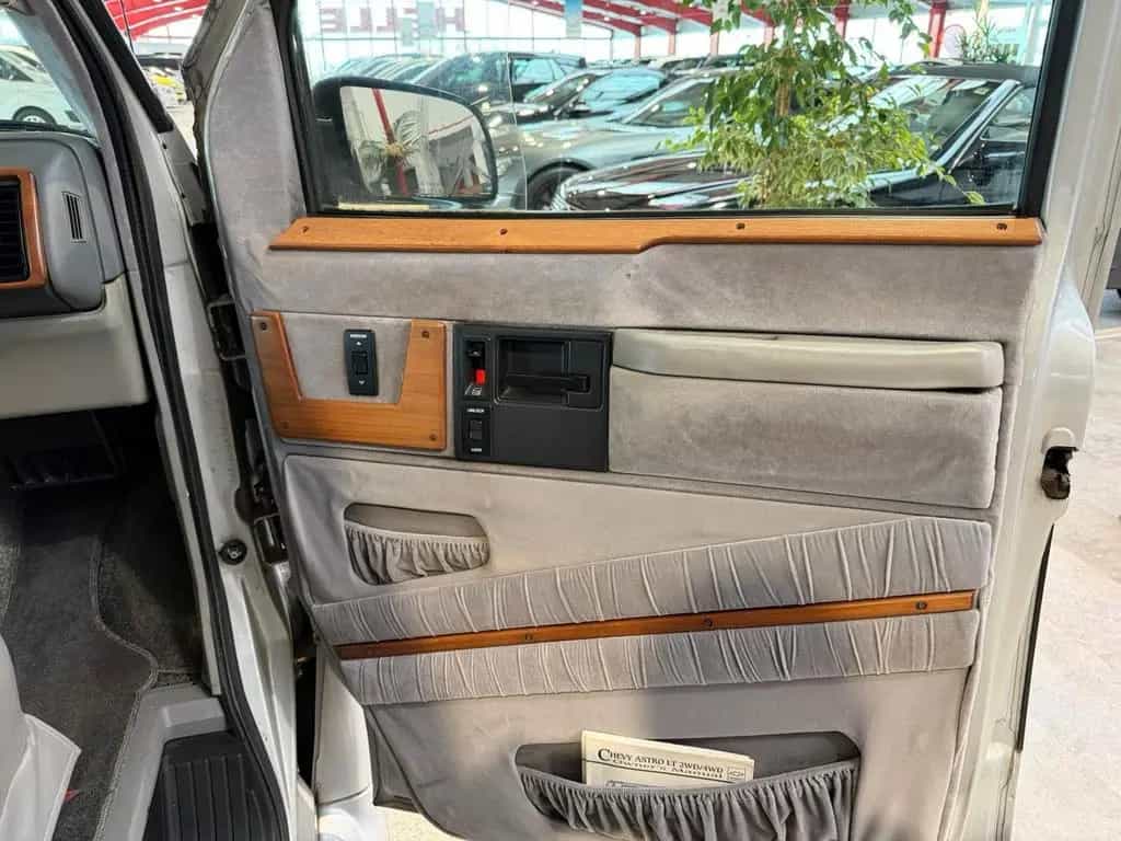 Chevrolet Astro Van STARCRAFT 07/1995-photo-21