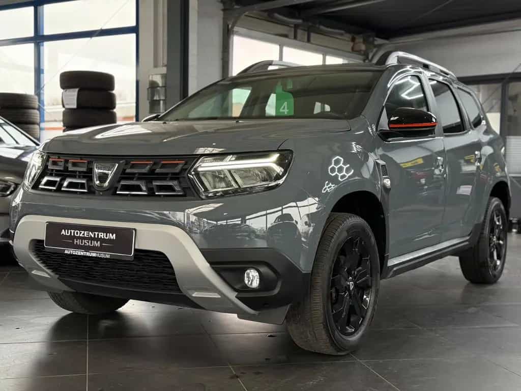 Dacia Duster II Extreme *HU/AU NEU*SHZ*NAVI* 03/2022-photo-1