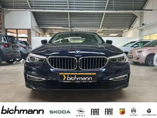 BMW 530 i Luxury Line Sport-FW Leder LED NAV Kli2 07/2017-photo-1