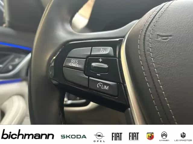 BMW 530 i Luxury Line Sport-FW Leder LED NAV Kli2 07/2017-photo-15